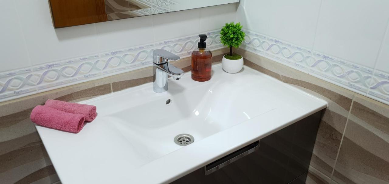 Ecaterina Apartment Torrevieja Eksteriør bilde